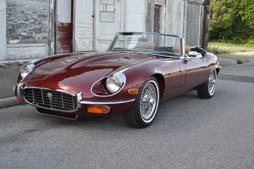 1974 Jaguar XKE V12