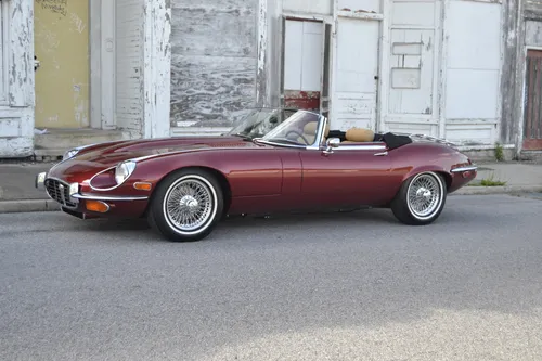 1974 Jaguar XKE V12