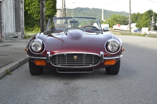 1974 Jaguar XKE V12