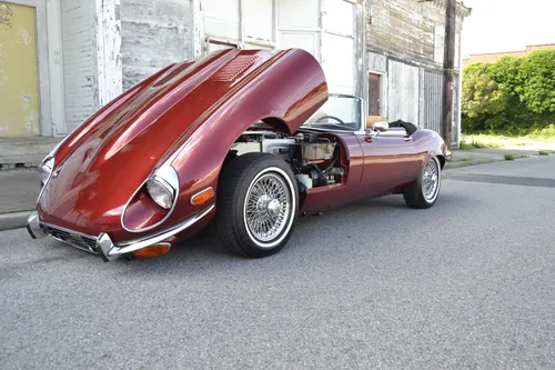 1974 Jaguar XKE V12