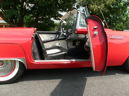 1956 Ford Thunderbird