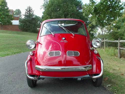 1958 BMW Isetta 300 Deluxe