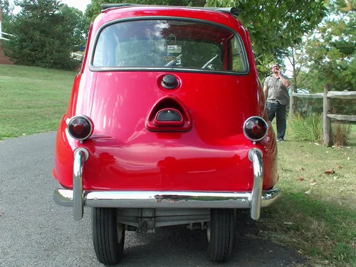 1958 BMW Isetta 300 Deluxe