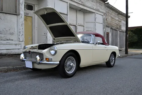 1966 MGB