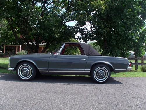 1967 Mercedes 230SL