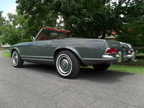 1967 Mercedes 230SL