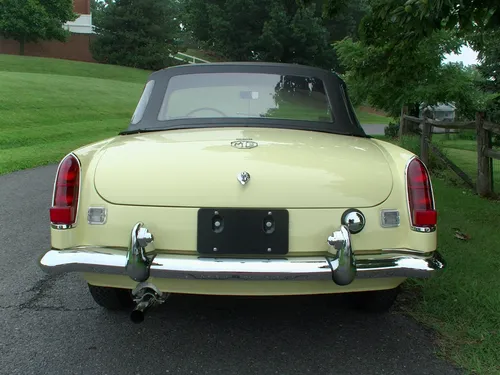 1967 MGB