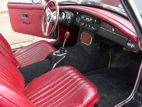 1967 MGB GT