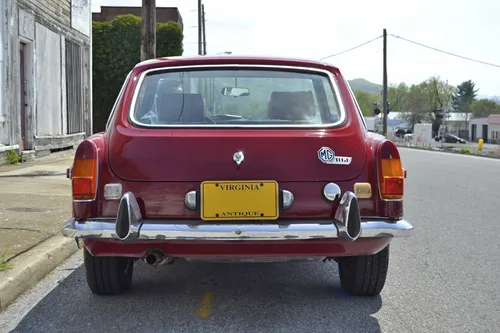 1974 MGB GT