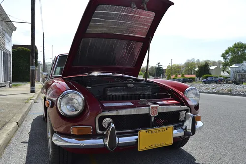 1974 MGB GT