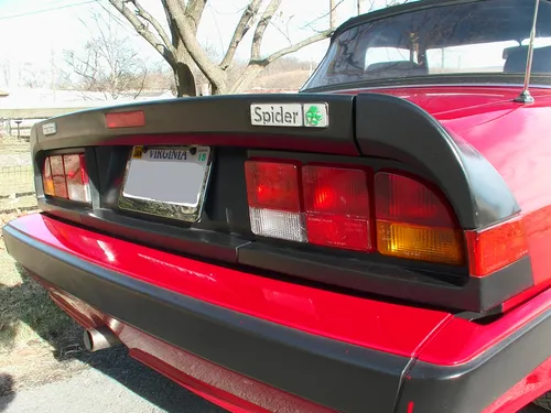 1989 Alfa Romeo Spider Quadrifoglio