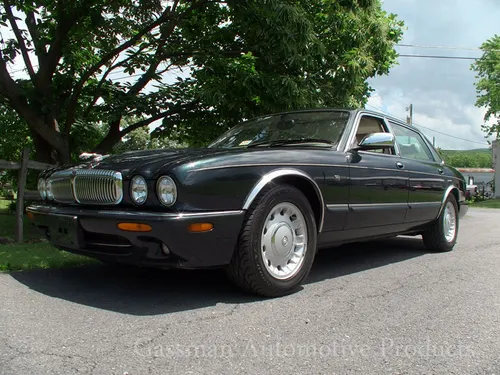 1998 Jaguar XJ8 Vanden Plas