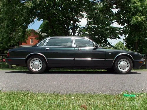 1998 Jaguar XJ8 Vanden Plas