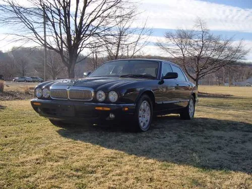 1999 Jaguar XJ8