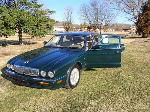 1999 Jaguar XJ8